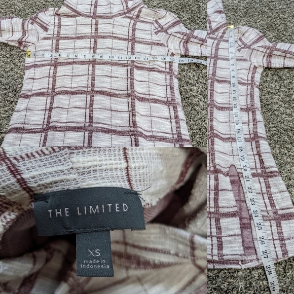 ✨3/$15 The Limited white & red cowl neck sweater XS - Picture 5 of 8